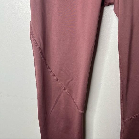 FABLETICS High Waist UltraCool 7/8 Leggings - Picture 5 of 12